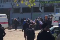 Výbuch ve škole na Krymu si vyžádal mrtvé a zraněné, první záběry z místa