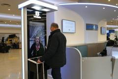 Lidé jsou překvapení a milejší, říká „živá“ letištní informátorka