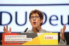 Videokomentář: Nová předsedkyně CDU nebude kopií Merkelové