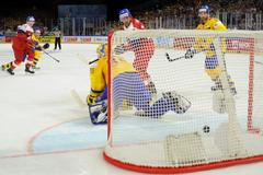 MS 2018, Česko-Švédsko: Filip Hronek dává gól na 1:2