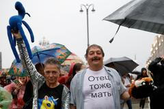 Protest v Moskvě za osvobození nezletilých dívek