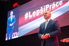 Foto: Odboráři ve varu. Podívejte se na show, která má Česku přinést lepší práci