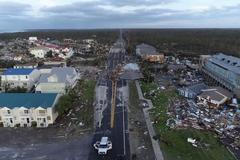 Až 250 km/h. Podívejte se, jakou škodu napáchal hurikán Michael na Floridě