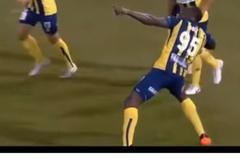 fotbal, Usain Bolt v přípravě v dresu Central Coast Mariners