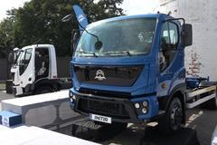 Nová Avia Initia se vyrábí v Přelouči