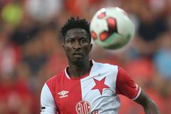 Peter Olayinka v ligovém zápase Slavia - Opava.