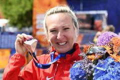 Eva Vrabcová-Nývltová s bronzem z maratonu na ME v atletice v Berlíně 2018