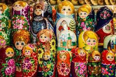 Praha Staré Město vánoce dárky turisté kýč matrjošky ilustrační foto