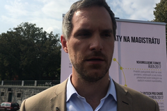 Trestně stíhané osoby by neměly zasedat v pražské radě, tvrdí kandidát na primátora Zdeněk Hřib