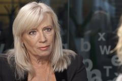 Zažíváme stranickou okupaci státu, pilíře demokracie hrubě selhávají, říká Radičová