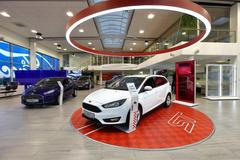 FordStore - interiér