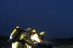 Foto / Hasiči / Nehoda / Nehoda, při které se vylily barely na vozovku / Září 2018.