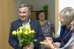 Jura je naše hvězda, Jura je nejlepší! Čunek slavil vítězství v senátních volbách