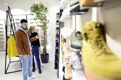 Kvůli teniskám jsem málem nedal maturitu, teď mám tu nejlepší práci na světě, říká Radim z Queensu