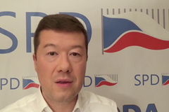 Okamura: Za západonilskou horečku a opičí mor v EU mohou jednoznačně ilegální migranti