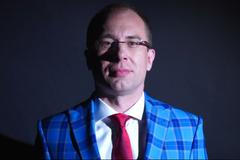 Co dostávám za daně? Ať stát posílá vyúčtování, co udělal s mými pěnezi, říká Němec