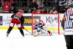 Třinec vs. Pardubice v prvním čtvrtfinále play off