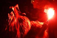 Čerti, Mikulášové a jiné prosincové úkazy