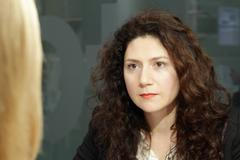 Čekáme velké vůdce, kteří za nás všechno vyřeší, říká herečka Issová