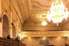 Na interpelace se nedostavil jediný člen vlády, schůze Sněmovny musela byla zrušena.