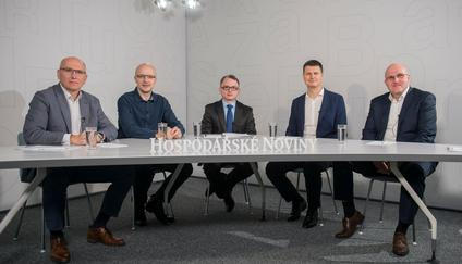 KS: Umělá inteligence sama o sobě zatím nic nevymyslí