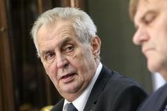 Miloš Zeman na tiskové konferenci v Německu