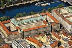 Ministerstvo dopravy a ministerstvo zemědělství