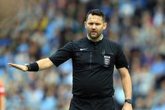 fotbal, rozhodčí David McNamara