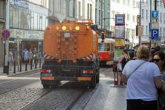 ŽIVĚ: Jak se vedení Prahy vypořádá s vysokými teplotami?