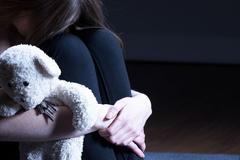 dítě násilí šikana medvídek deprese