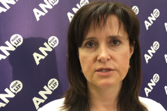 ŽIVĚ: Co změní kontroverzní Istanbulská úmluva? Sledujte brífink ministryně Maláčové