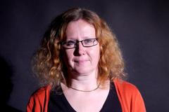 Neslyšíme. Není to naše volba, je to handicap. Proč za něj máme platit?