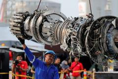 Trosky zříceného indonéského letounu Lion Air.