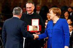 Jordánský král převzal cenu míru