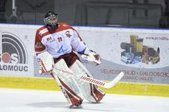Hokejová extraliga 2018/19: Olomoucký brankář Jan Lukáš