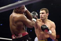 Vladimir Kličko -  Chris Byrd (2000)