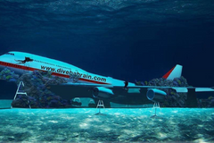V Bahrajnu otevírají novou atrakci - Potápění v Boeingu 747 pod hladinou moře