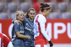 Tři góly do půle a konec nadějí na semifinále. Slavia dostala od Bayernu výprask