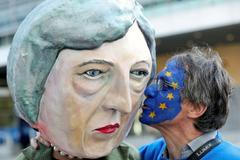 Figurína britské premiérky Theresy Mayové.