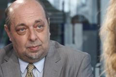 Útoky proti Židům? Antisemitismus se stal módou, kolektivní paměť slábne, říká Kraus