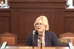 Šlechtová k poslankyni SPD: Urazila jste i mě, protože také patřím do komunity LGBT