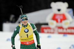 Dorothea Wiererová v závodě s hromadným startem na SP v Novém Městě na Moravě 2018.