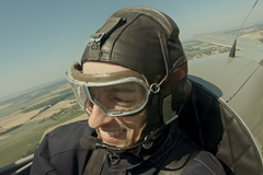 Narušitele filmovali příliš mladí nadšenci. O natáčení minulého režimu se měli poradit