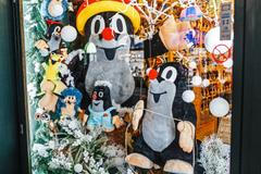 Praha Staré Město vánoce dárky turisté kýč krteček ilustrační foto