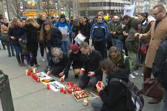 Od vraždy Jána Kuciaka uplynul rok. Sledujte pietní akci na Václavském náměstí