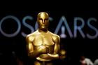 Oscaři Hollywood soška a nápis