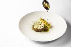 Tip na skvělý předkrm z Alcronu. Budete potřebovat lilek, brambory a česnek