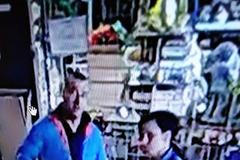 Dvojice ukradla v pražské tržnici 400.000 korun