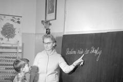 škola čeština norodom sihanuk ilustrační foto 1963