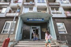 Dvě už brzy uzavřené ubytovny v Ústí nad Labem, jejich převážně romští obyvatelé a protest proti zavření